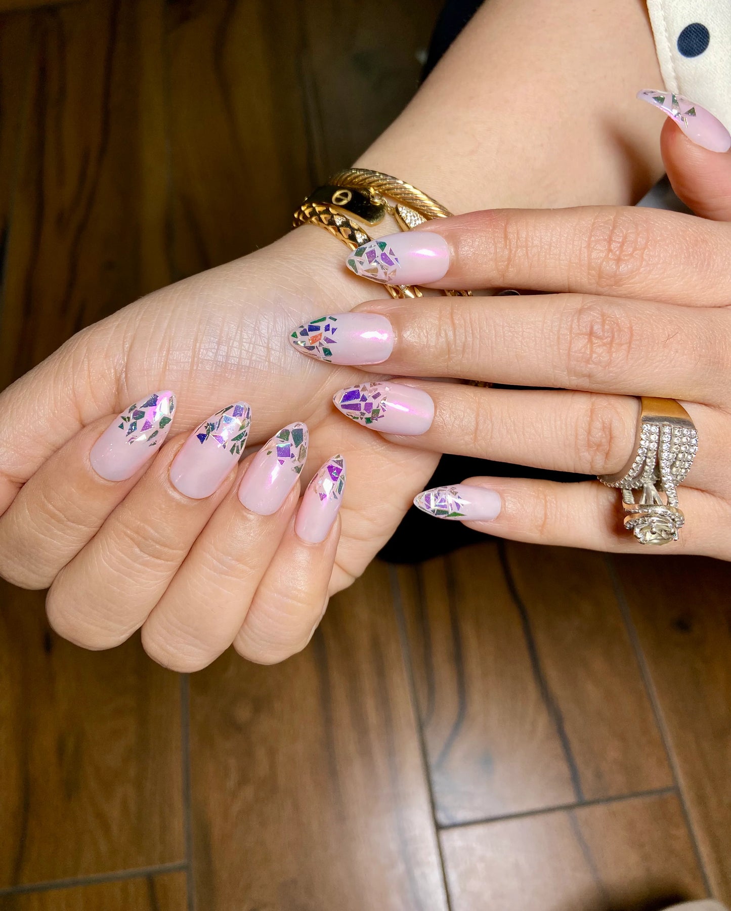 RAINBLOW FLAKES NAILS