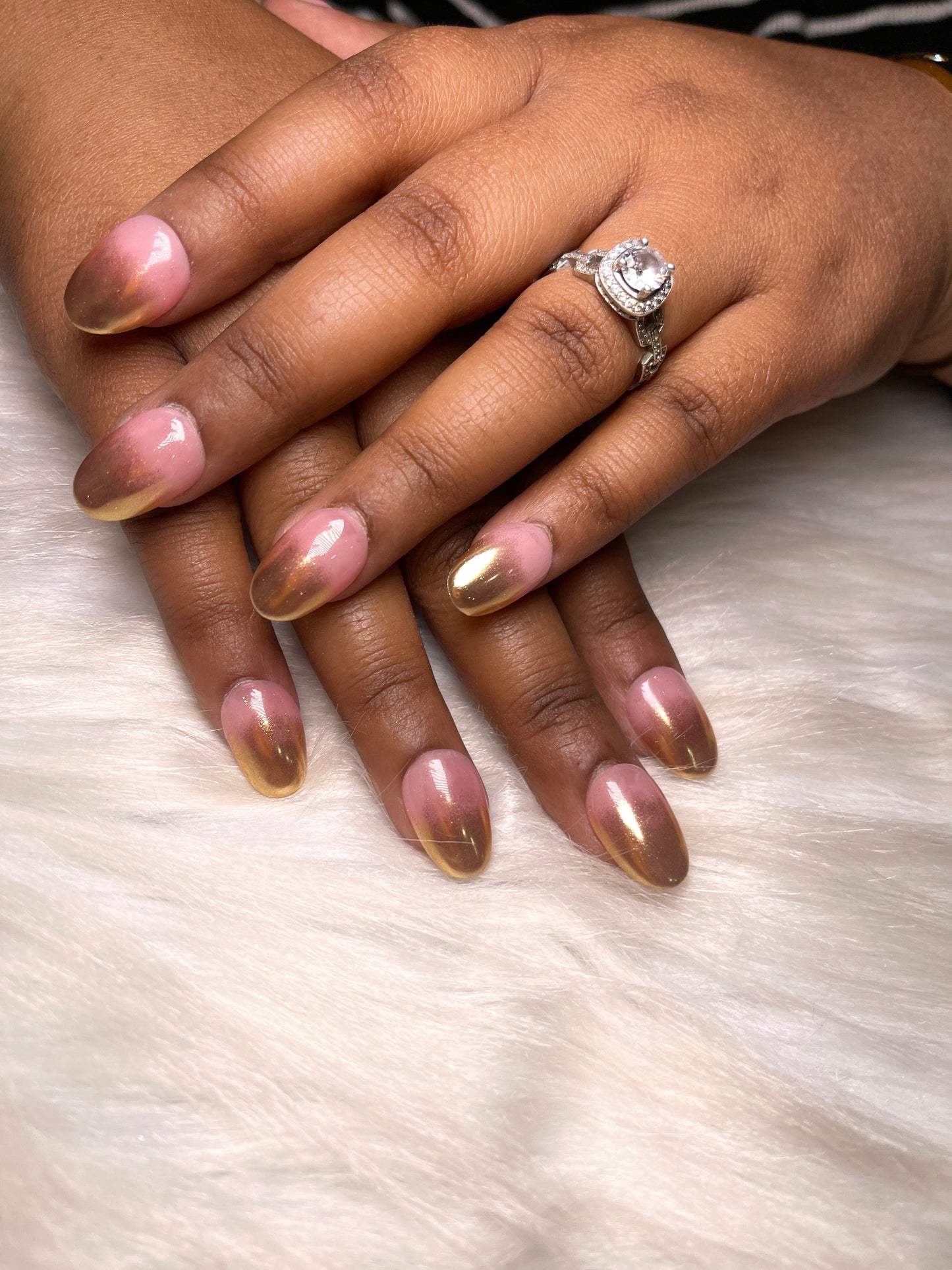 Neutral Gold Ombre - Oval