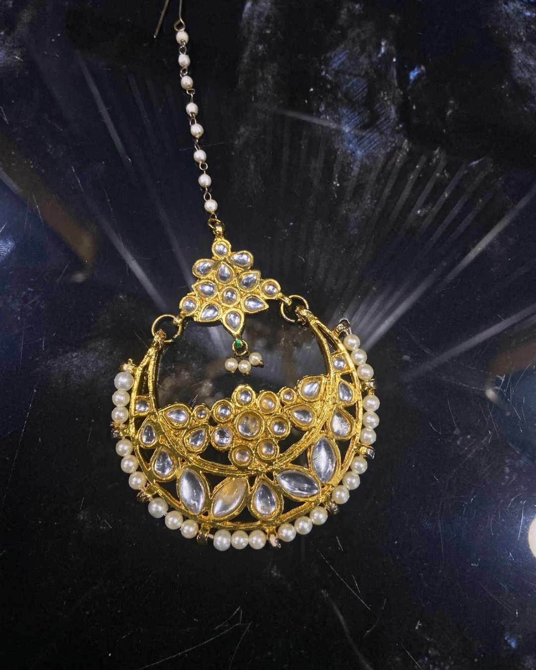Gold look Mangtikka