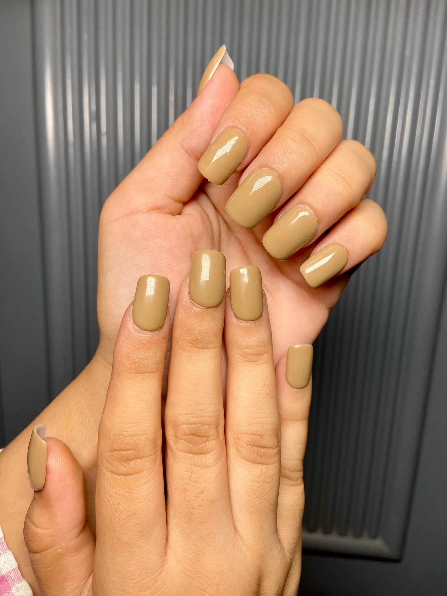 Honey Beige Nails