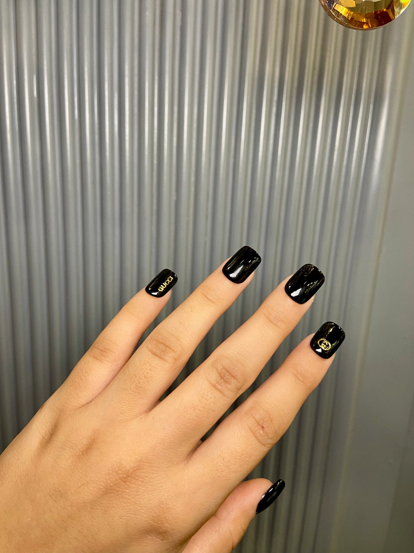 luxury gucci nails
