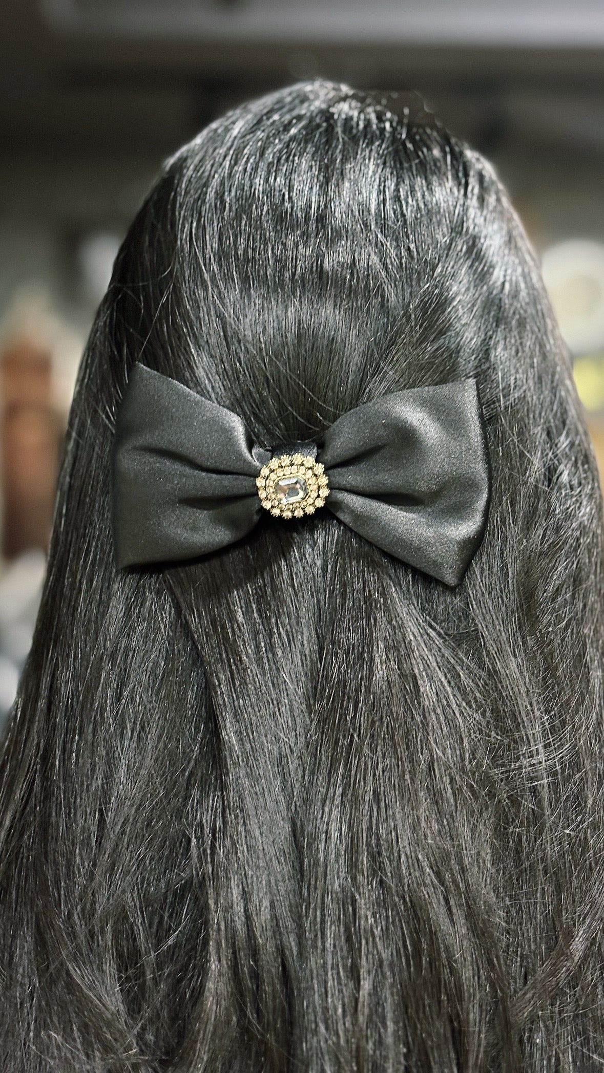 Black Bow Saturn