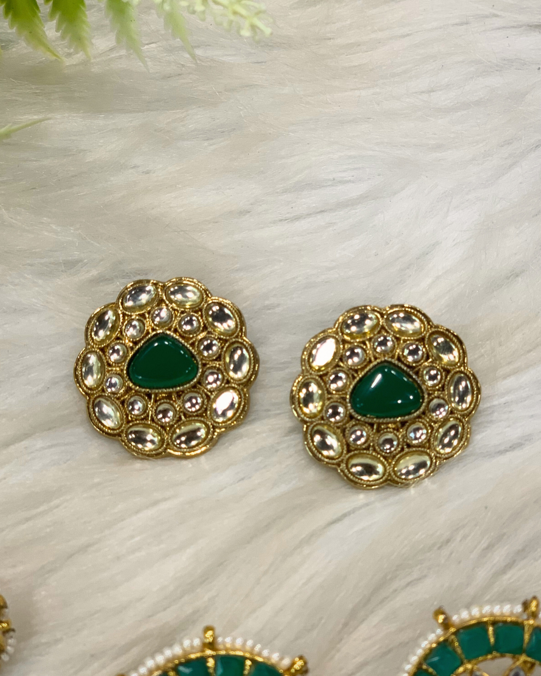 Emerald Kundan Studs