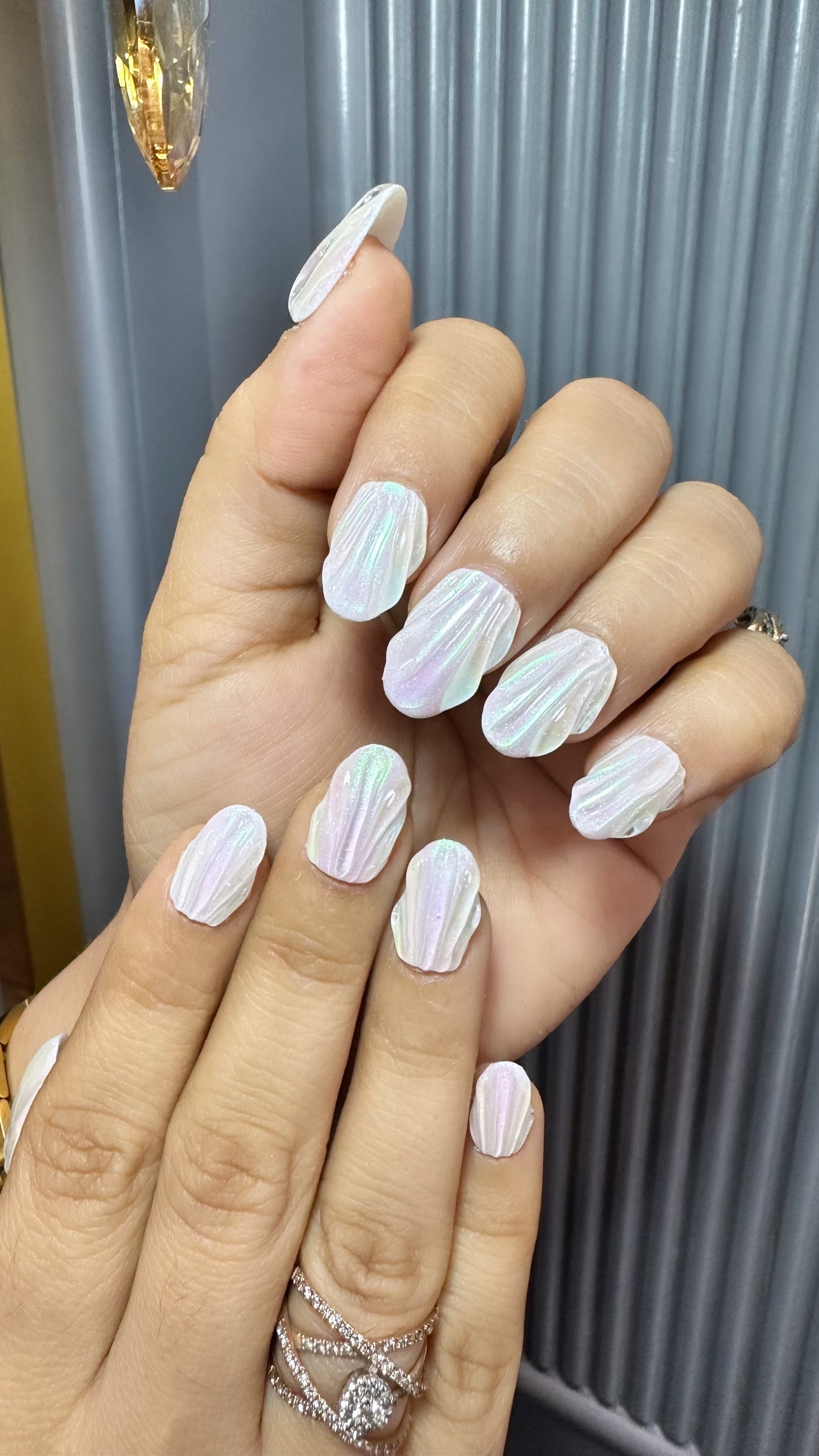 Pearl White - Oval