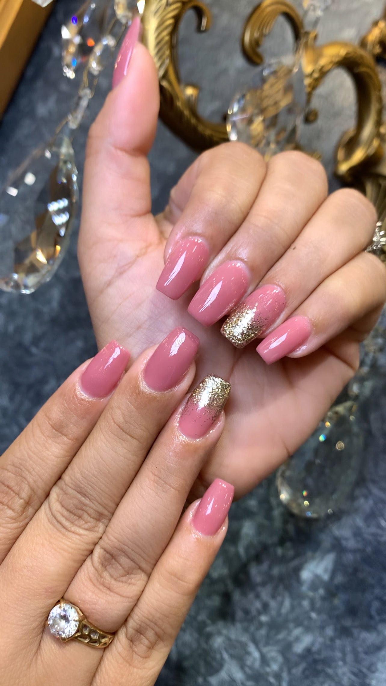Pink luxe ombré-Medium square