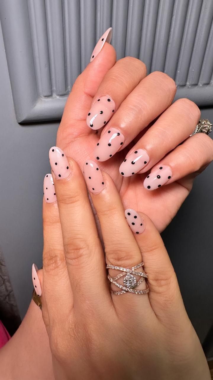 Polka Blush - Oval