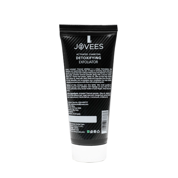 Jovees Activated Charcoal Detoxifying Exfoliator - 100G