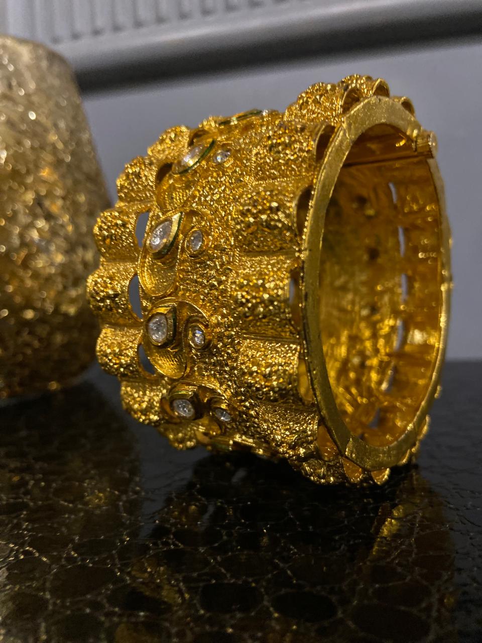 Golden Aura Kundan Kada Openable