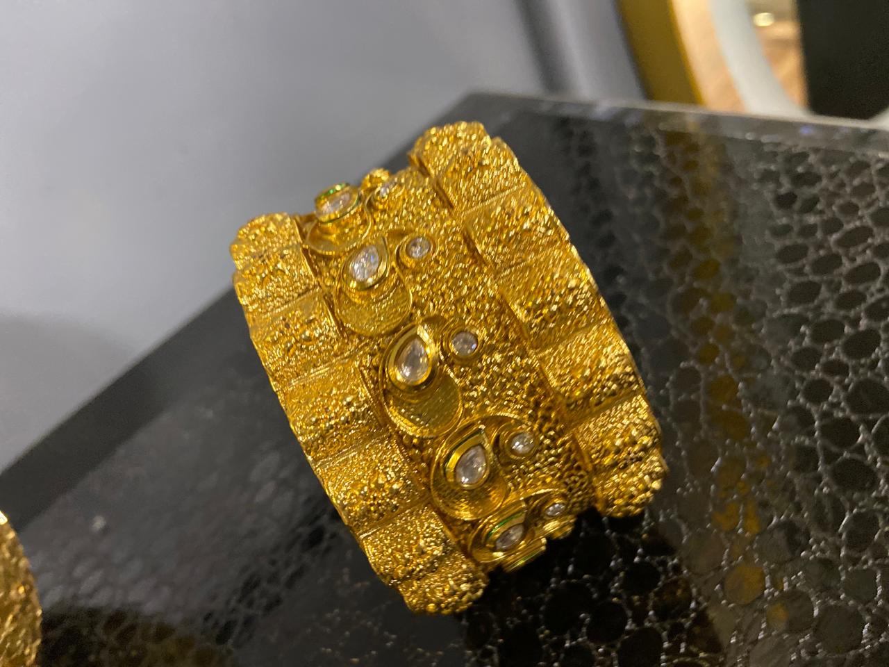 Golden Aura Kundan Kada Openable