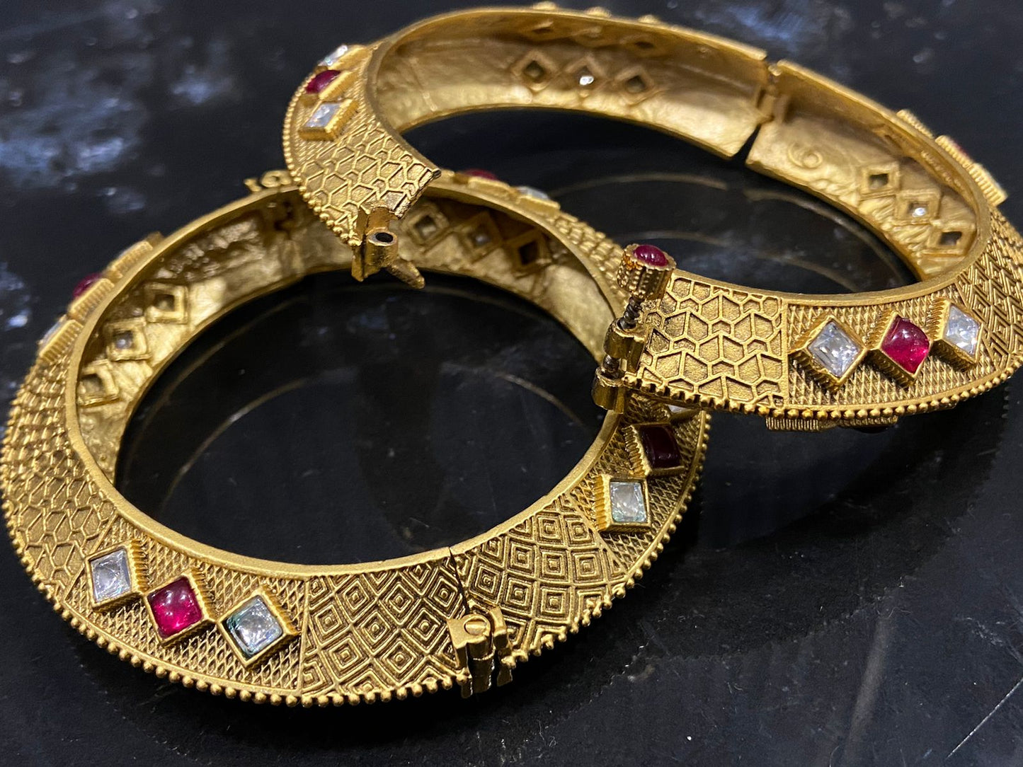 Kundan Openable Kada
