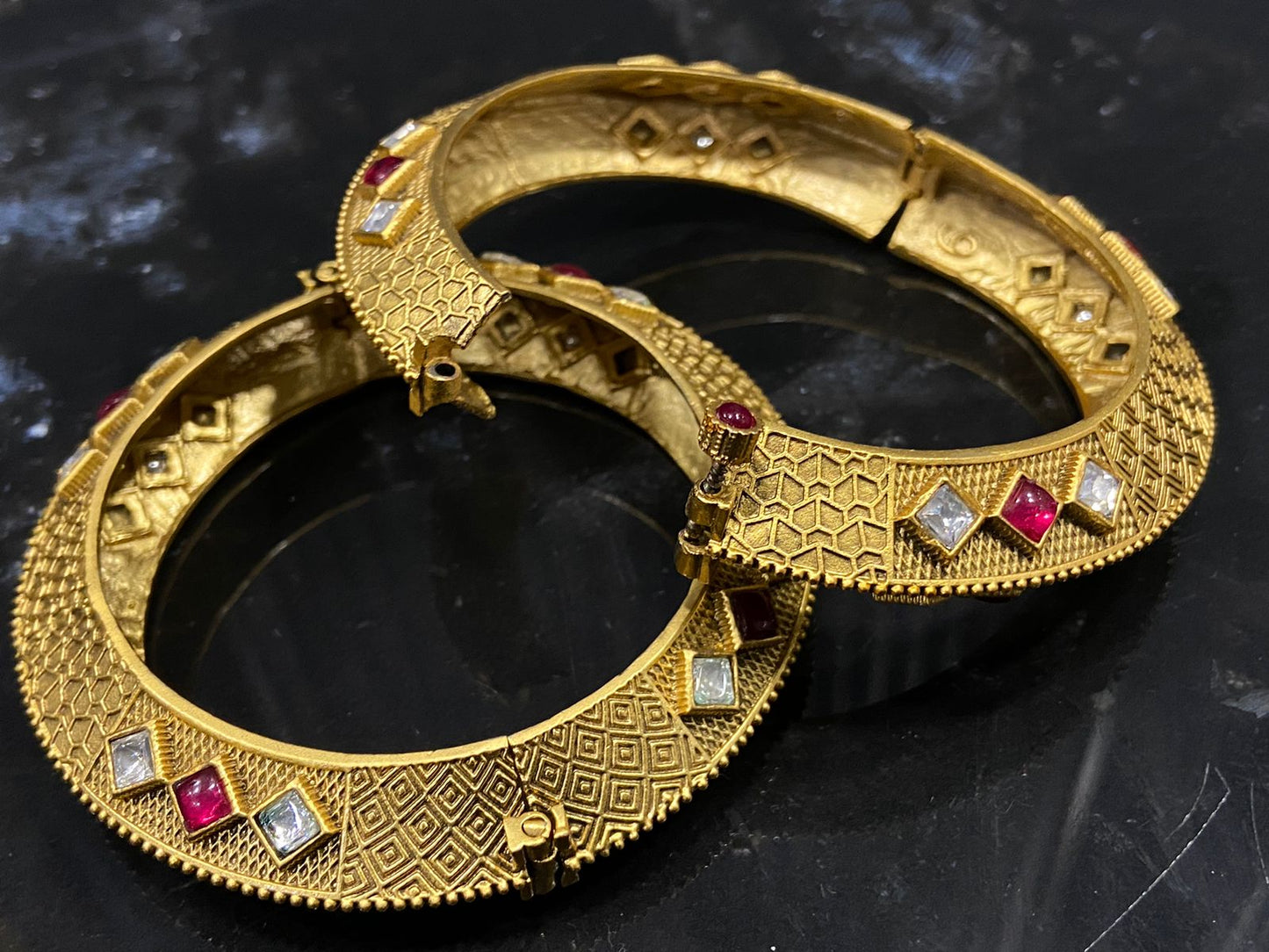 Kundan Openable Kada