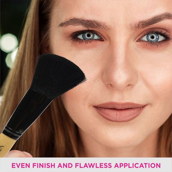 Vega Powder Brush - Large - EV-21