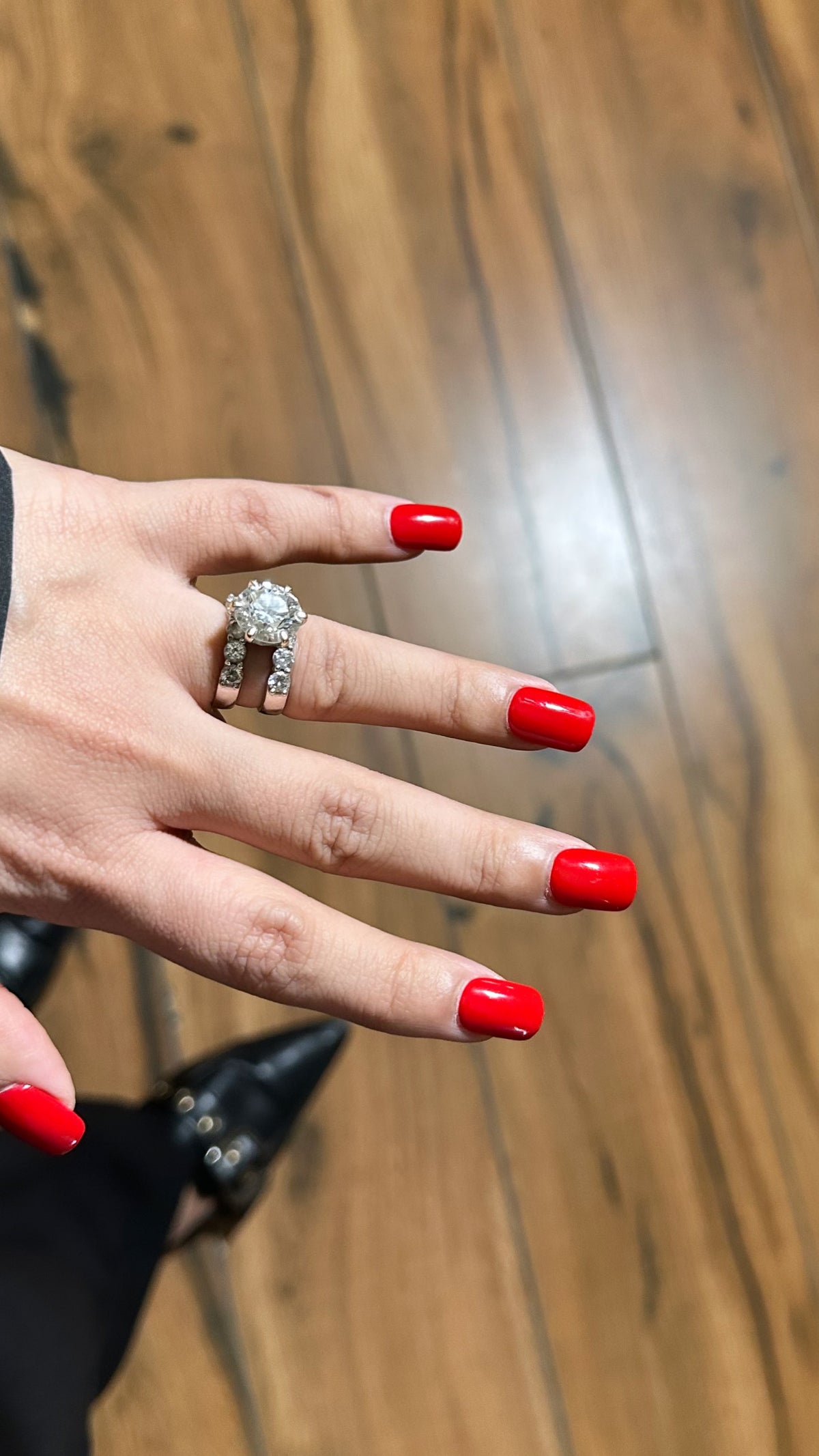 Geet's Iconic Red