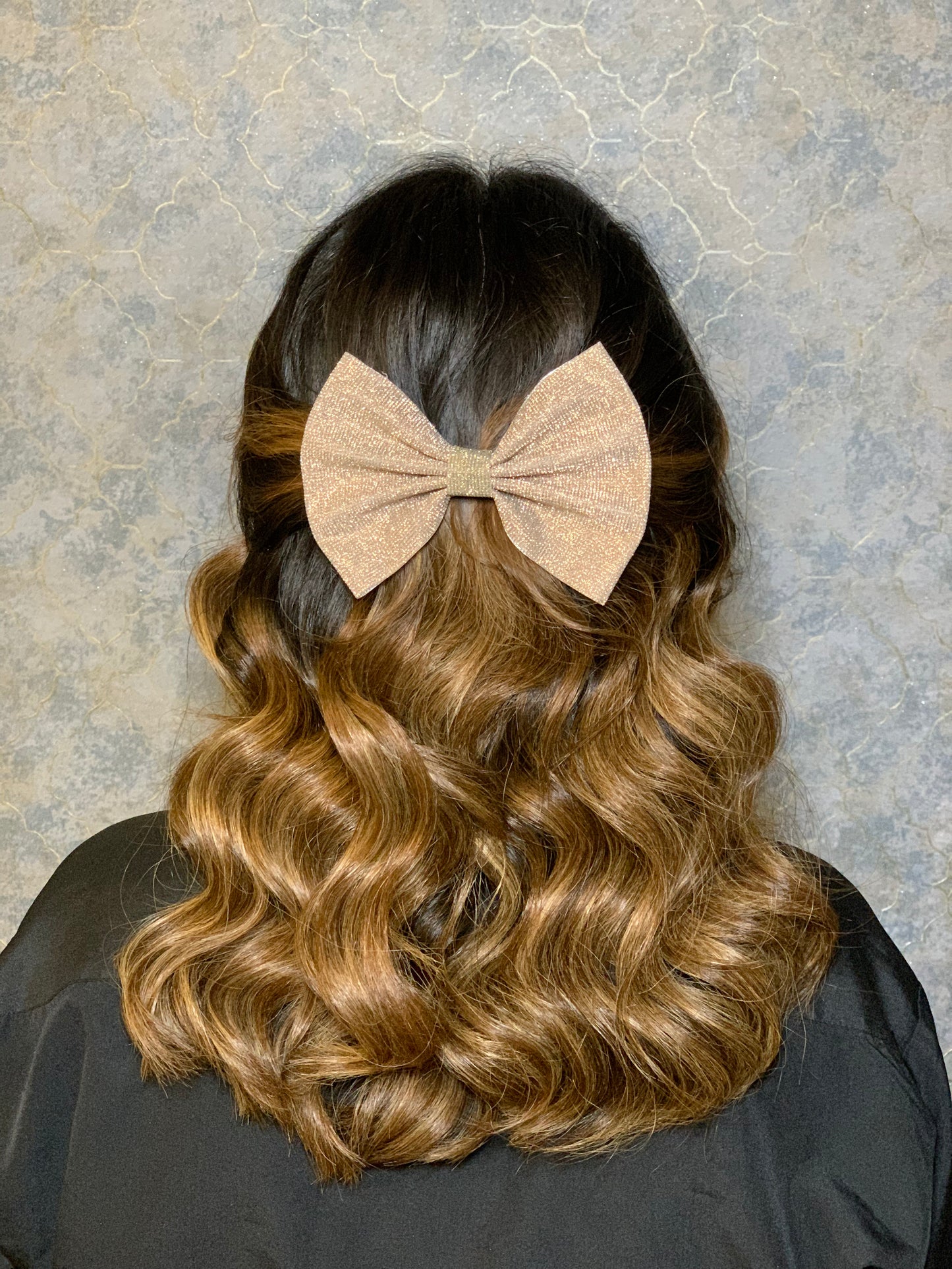 Peach glitter bow