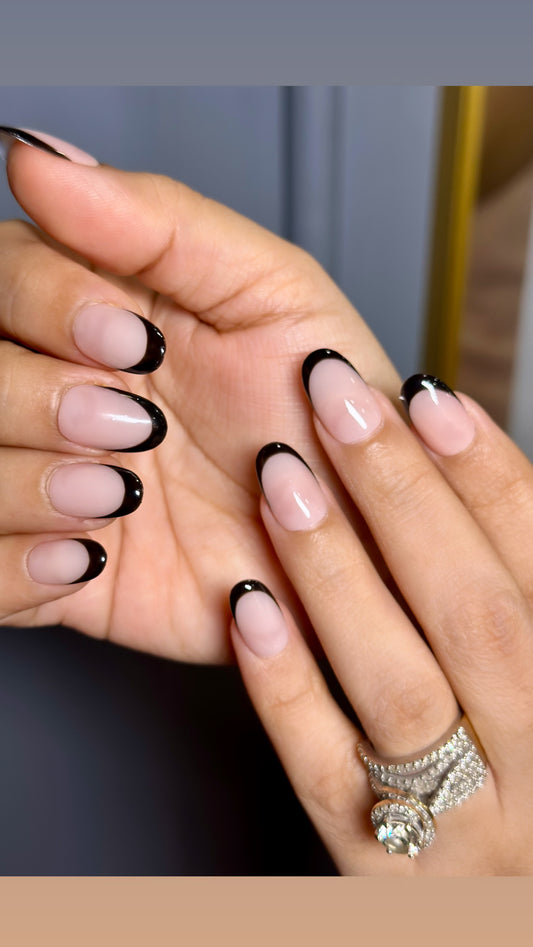 Black French - Oval