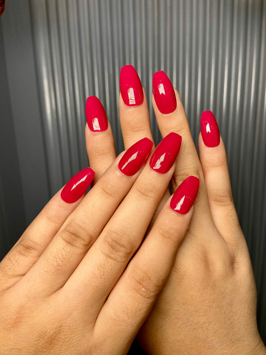 Classic Red Nails
