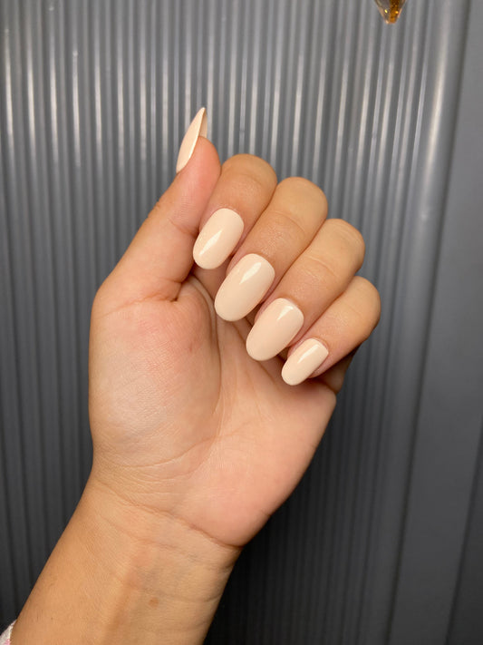 Butter Beige Nails