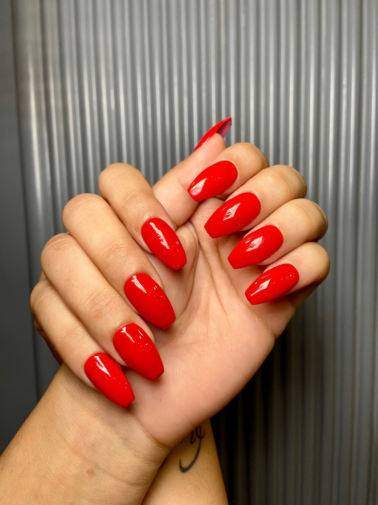 tomato red nails