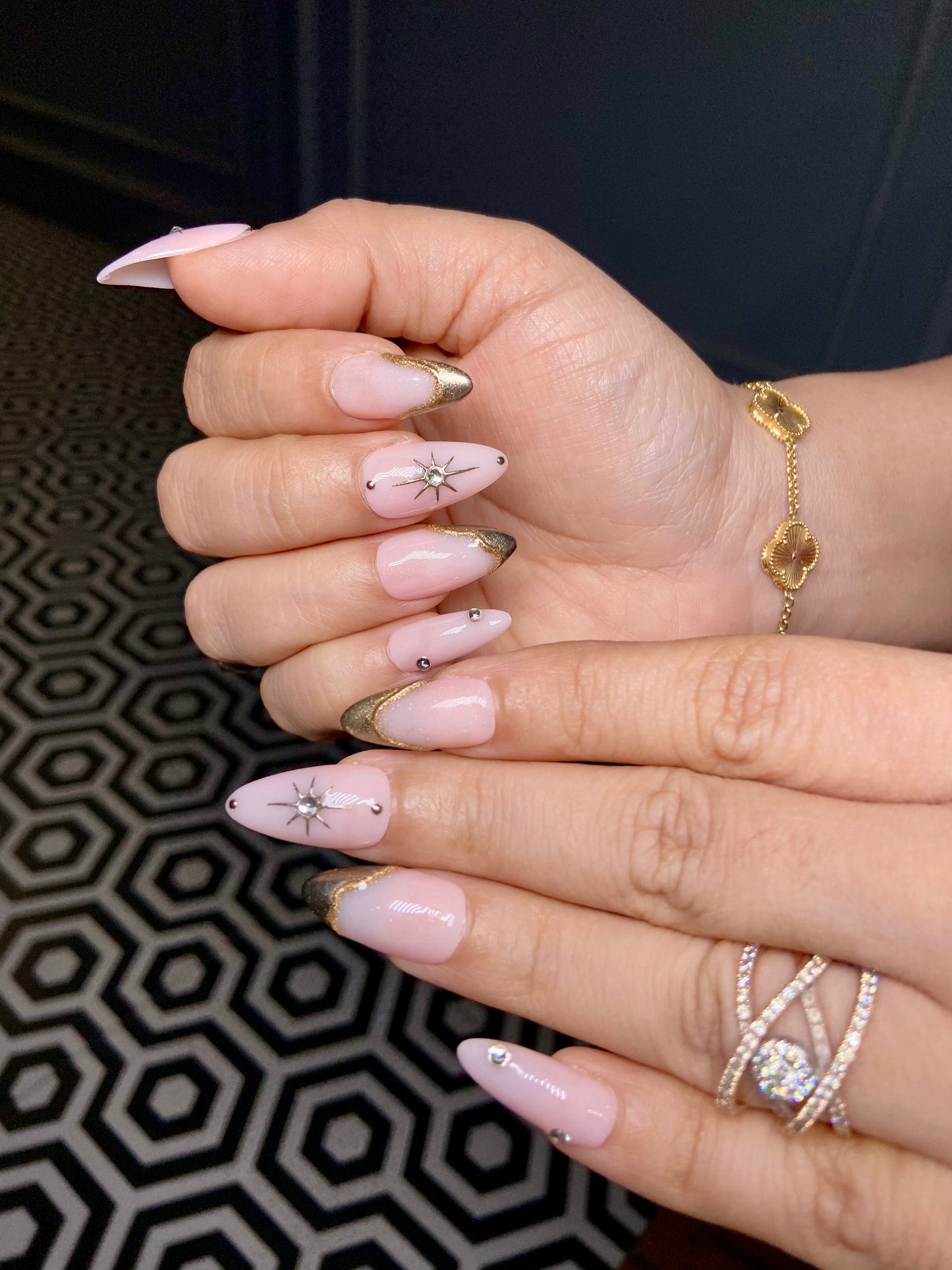 isolate chrome star nails