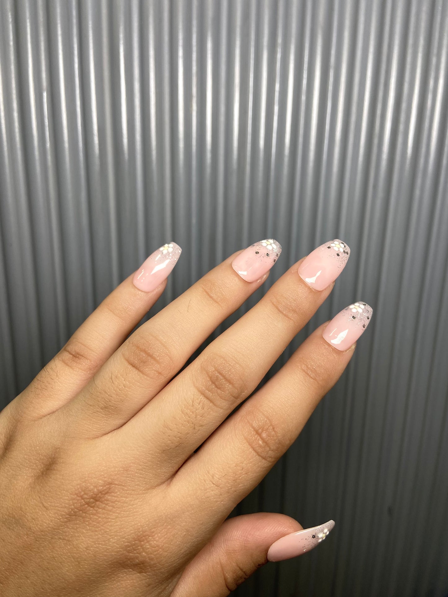 Nude glitter floral nails