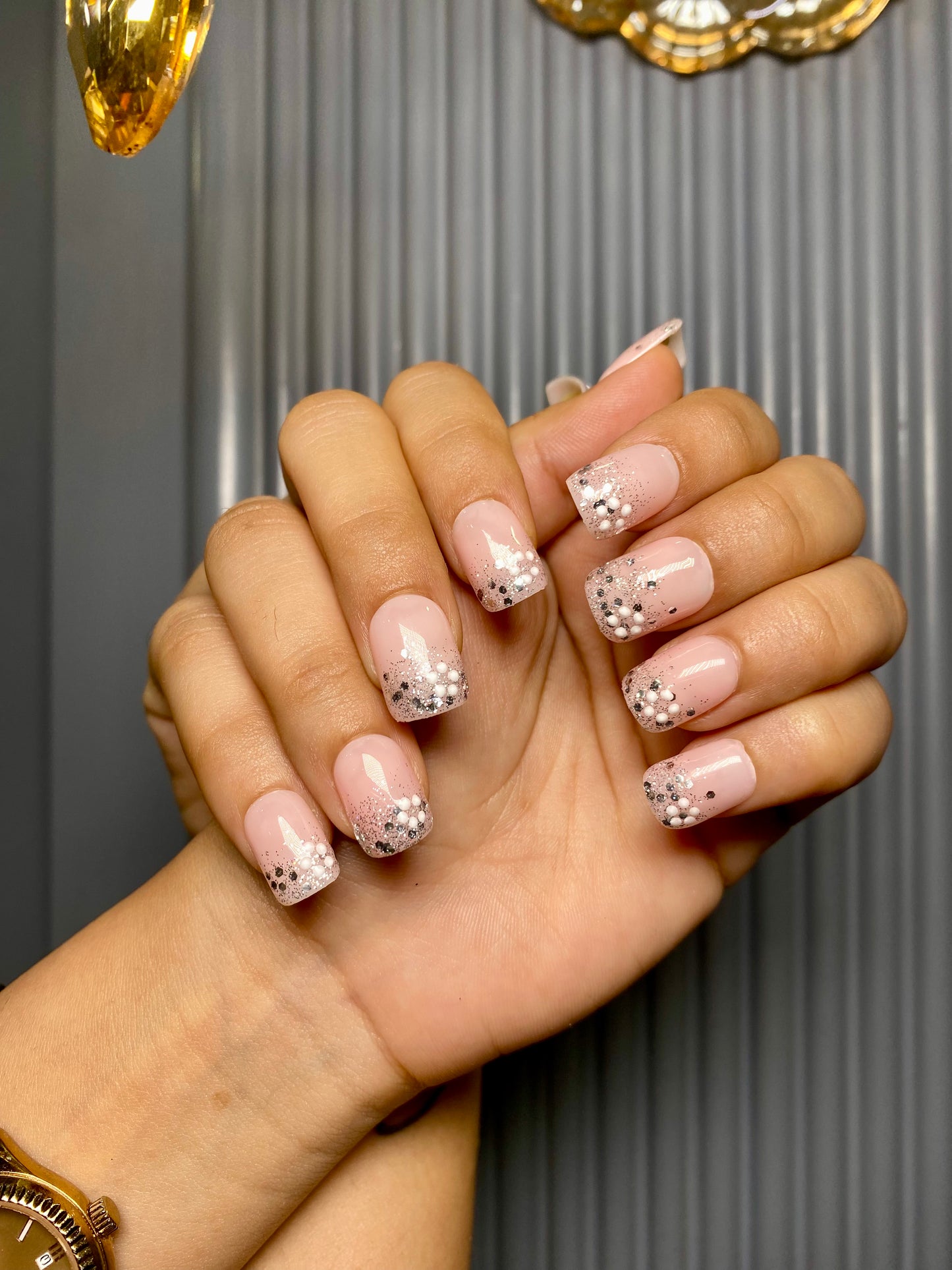 Floral shimmery nails