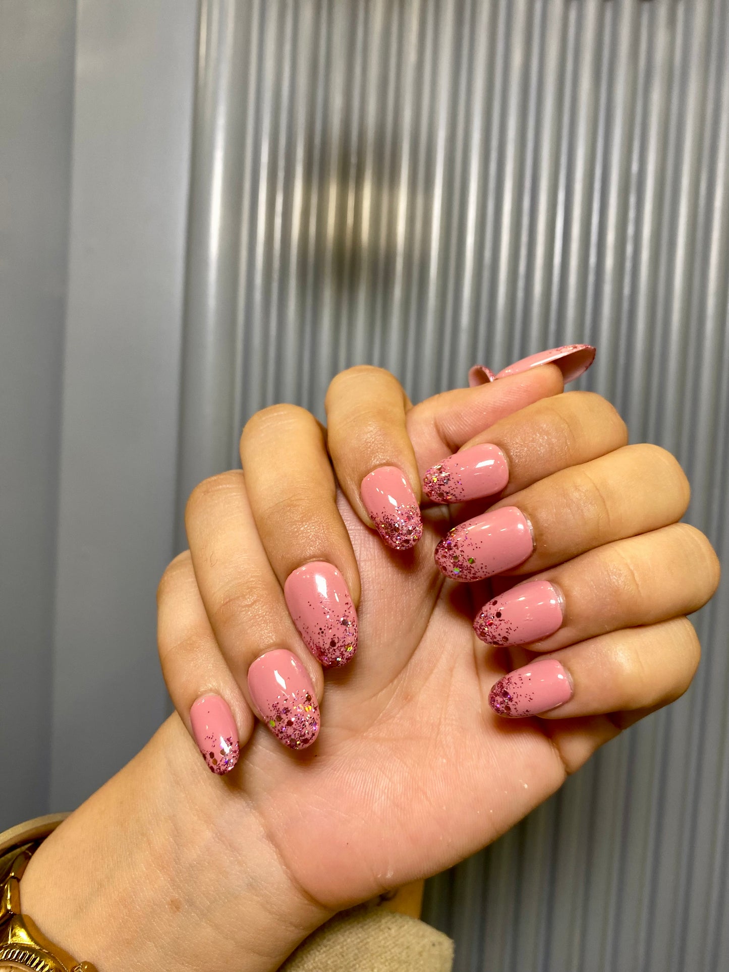 Glitter ombré nails