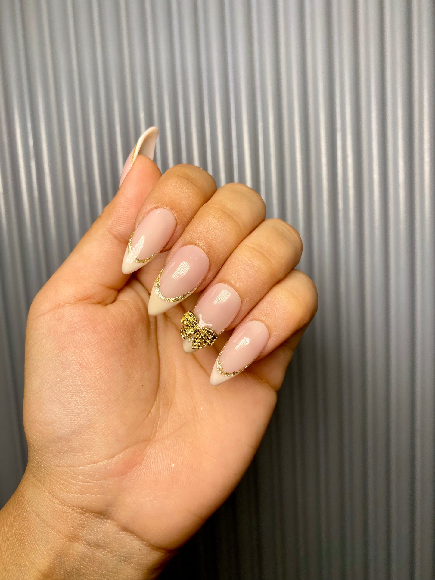 Nude bow french nails