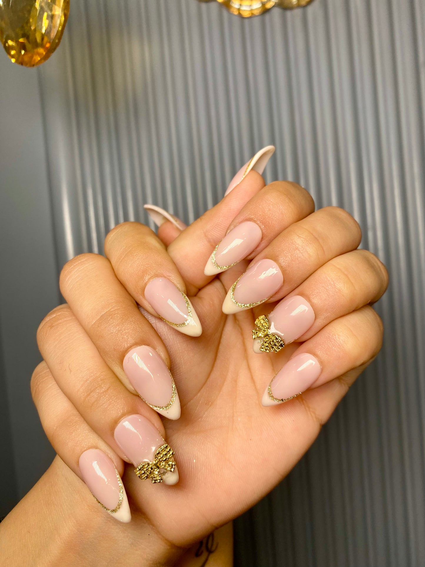 Nude bow french nails