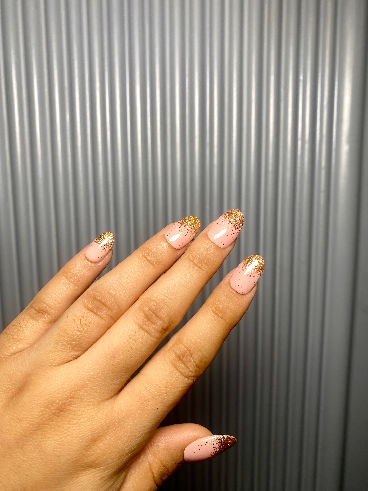 Rose gold ombré nails