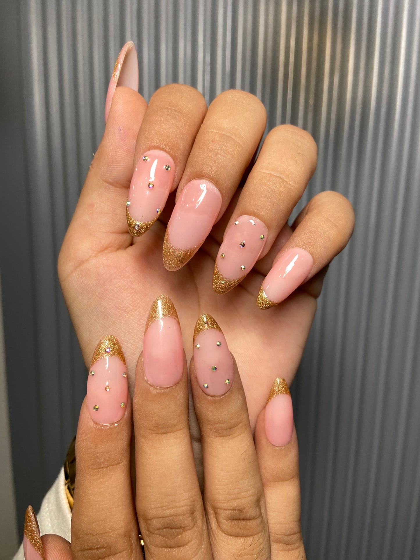 GOLD FRENCH STONE NAILS