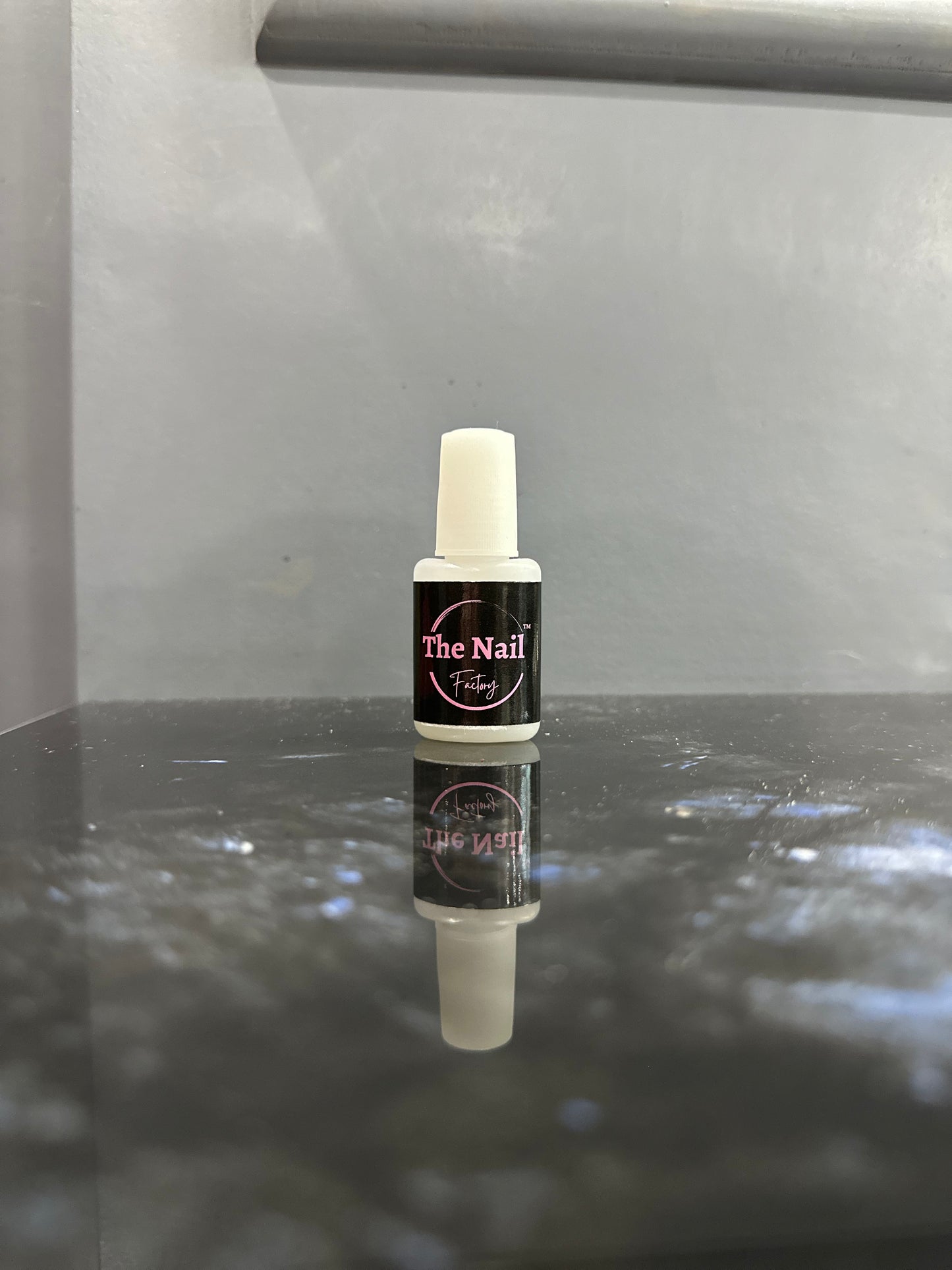 The Nails Factory Glue