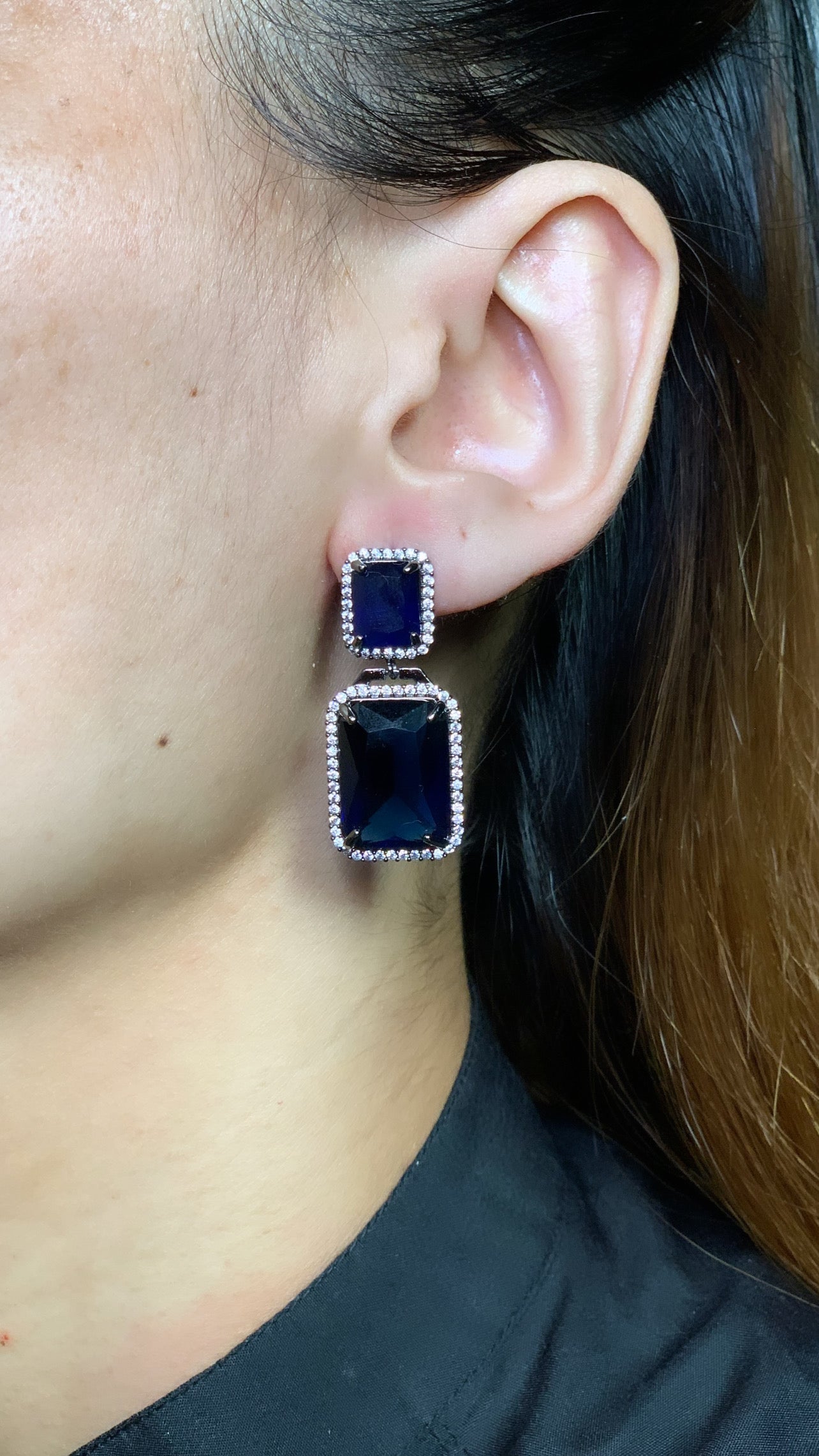 AD Blue Sapphire Earing