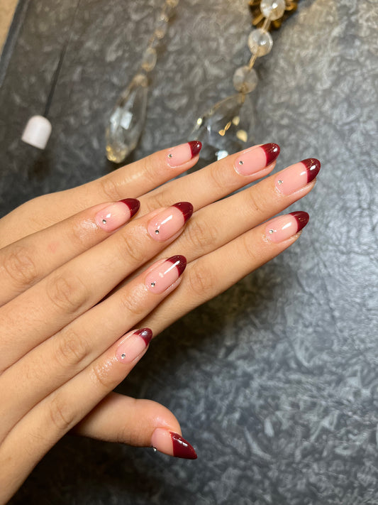 CRIMSON STONE FRENCH / ALMOND