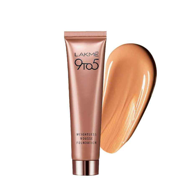 Lakmé 9to5 Weightless Mousse Foundation - Beige Caramel