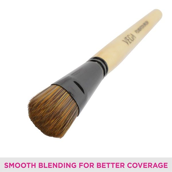 Vega Foundation Brush - EV-01