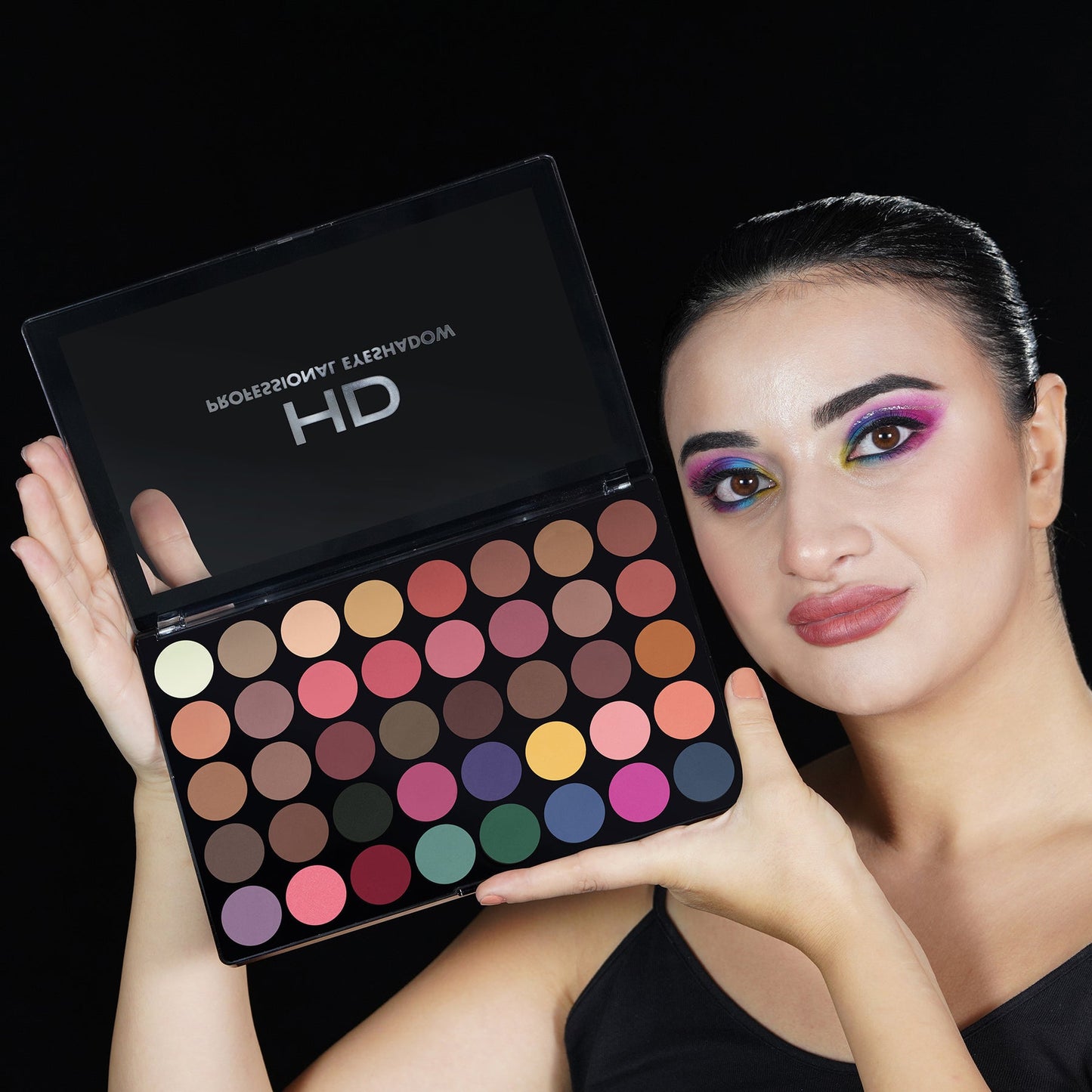 Swiss Beauty HD Professional Eyeshadow Palette MULTI-COLOR-01